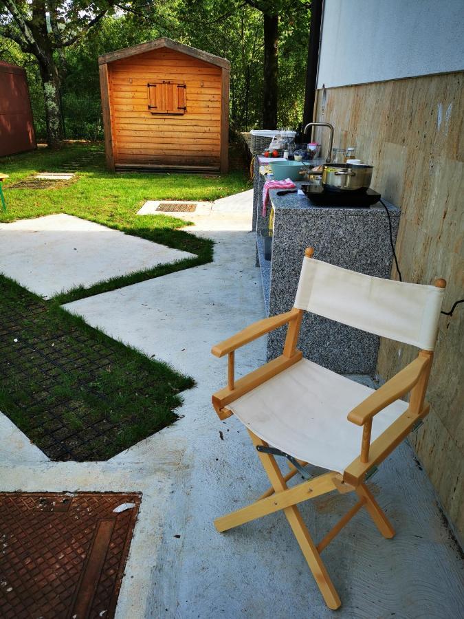 Krasen Kras 104 Resort Komen Buitenkant foto