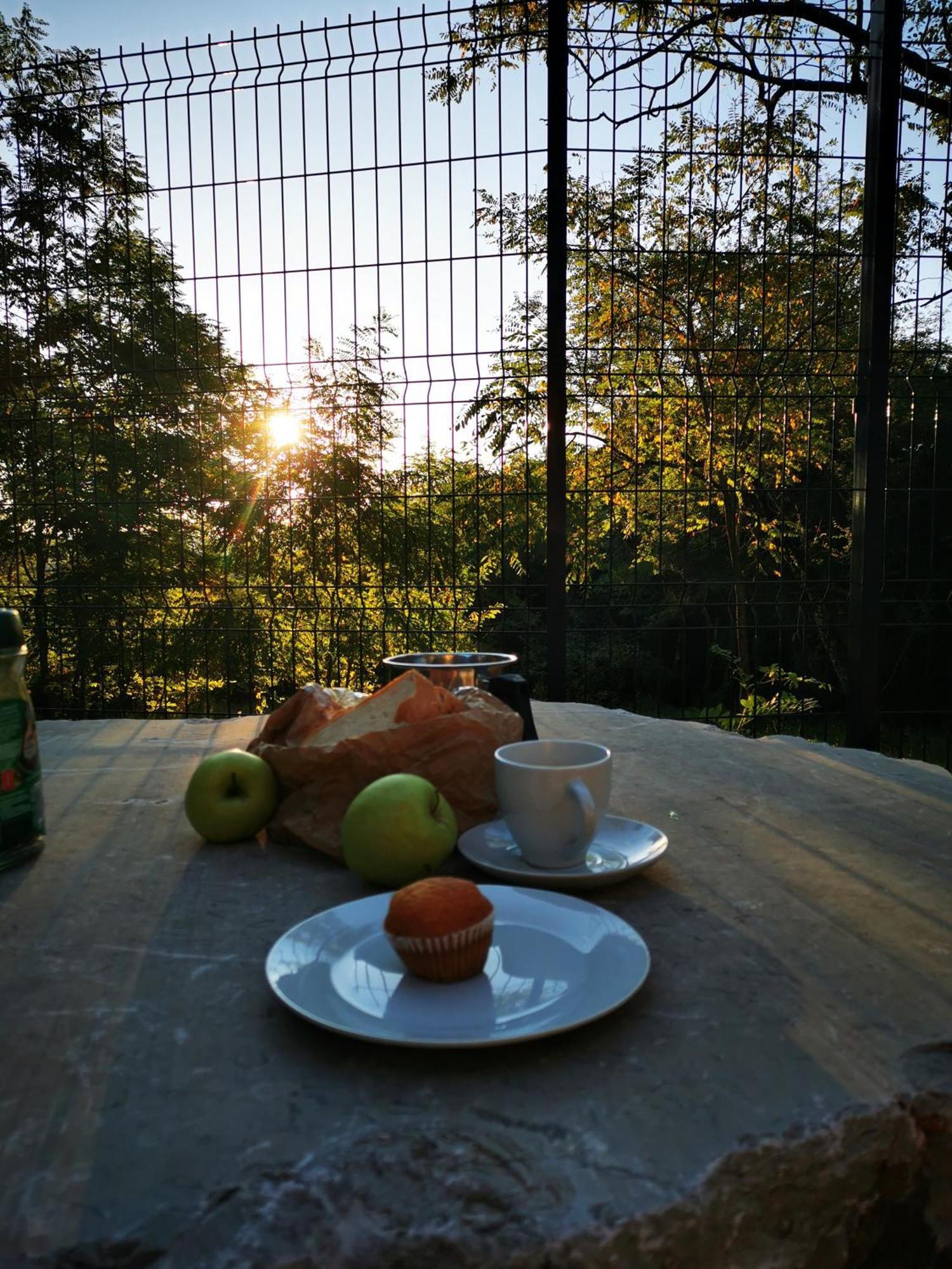 Krasen Kras 104 Resort Komen Buitenkant foto